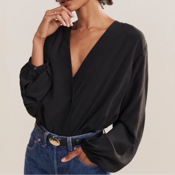 NWT! Jenni Kayne Silk Sydney Top Elegant Black V-Neck Blouse - XS - Picture 2 of 10